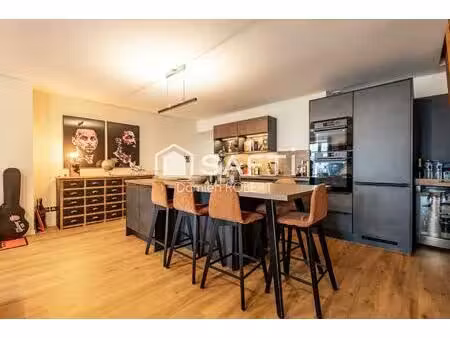 grande appartement au centre du village