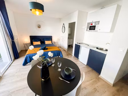 studio dans immeuble récent avec ascenseur  parking privatif
