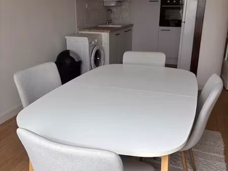 location meublée appartement 2 pièces 45 m² à la roche-sur-yon (85000)  735 €