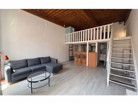location appartement  44.65 m² t-2 à lyon 4  890 €