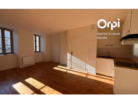 location appartement  71 m² t-2 à mende  589 €