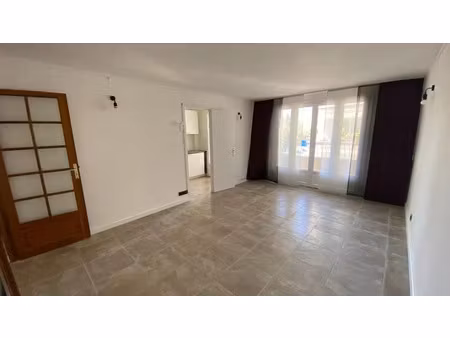 location appartement 3 pièces 68 m² à montpellier (34000)  907 €