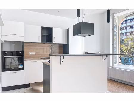 location appartement  m² t-3 à nancy  853 €