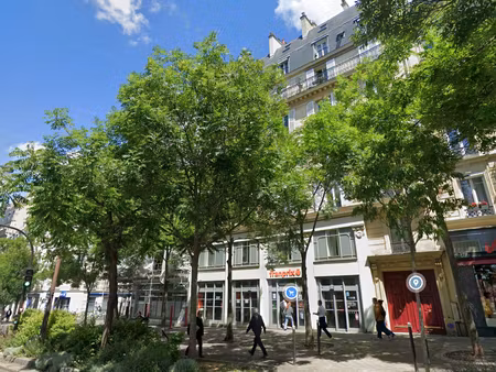 à louer - 4 pièces de 95 m2 - paris 13e