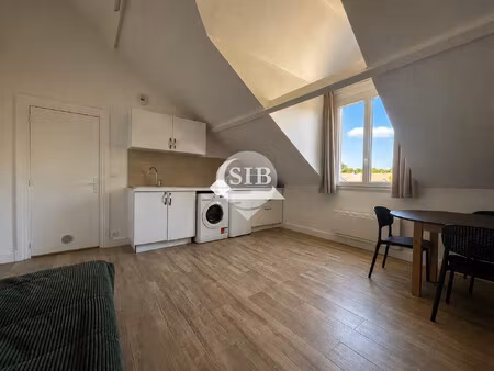 studio meublé - loyer 580 € + 30 €
