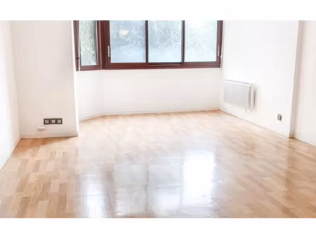 location appartement  m² t-1 à toulouse  504 €