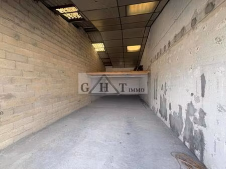 entrepot 54 m² a louer a reau