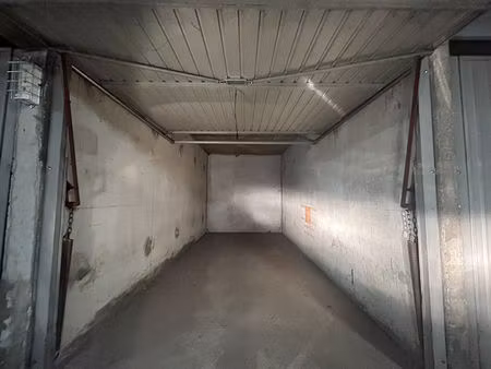 garage à vendre - secteur rue bergson  saint-étienne