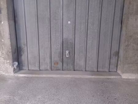garage 14m² en sous sol sécurisé