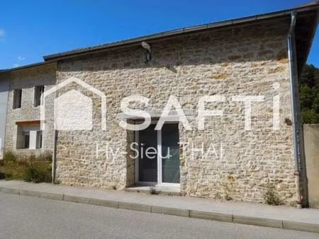 special investisseurs avec 600 m2 à aménager  à thoirette-coisia (39240)