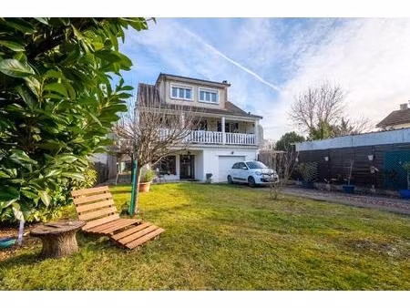 maison aux volumes exceptionnels et aux multiples possibilités