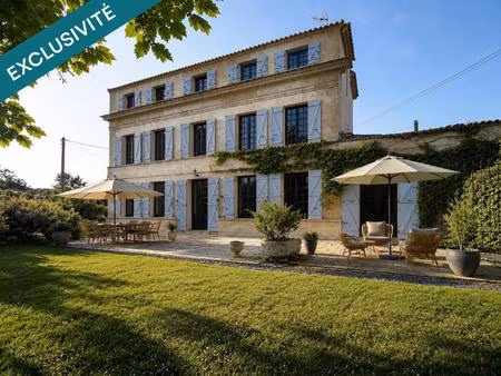 entre vigne et mer  une propriété unique à listrac-médoc 33480