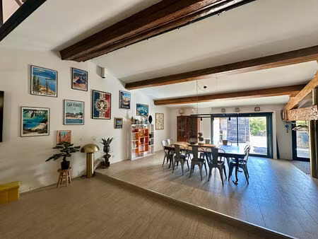 location maison 7 pièces  235.00m²  palaja