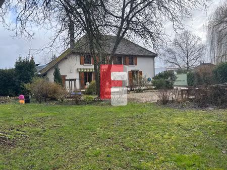 maison champenoise de 186 m2 avec granges et grand terrain à