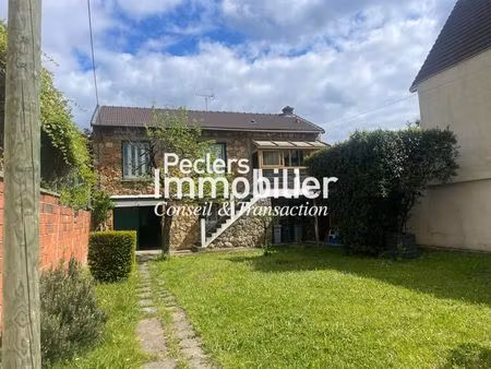 maison à rénover avec un grand jardin dans le quartier des coteaux