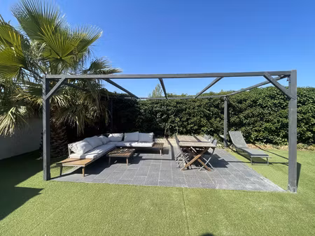 villa t4 sur parcelle de 300m2