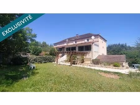 maison de village en pierre rénovée