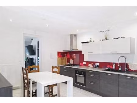 charmante maison 110 m²  4 pièces   avec jardin