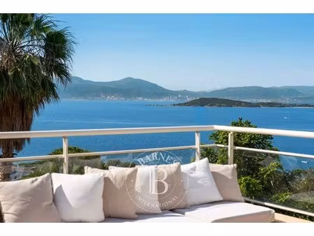 coti-chiavari  villa 6 chambres  vue mer panoramique  appartement  piscine  proche plage