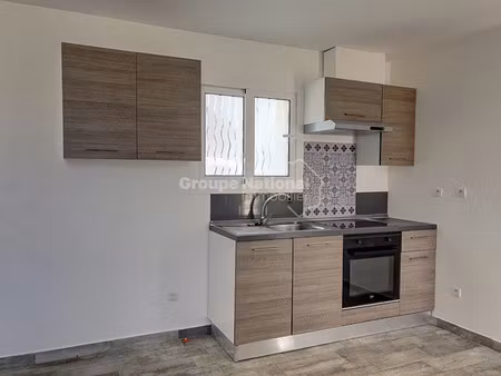 location appartement 2 pièces 34.3 m² à berre-l'etang (13130)  790 €