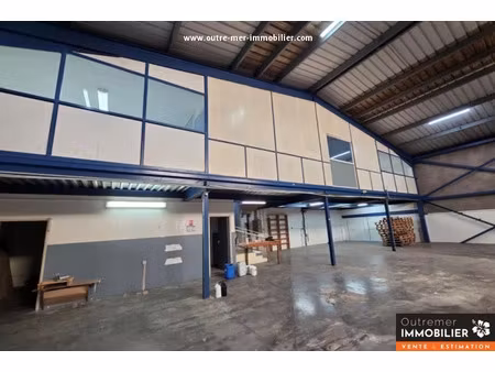 location loft 461 m² à sainte marie (97438)  6 075 €