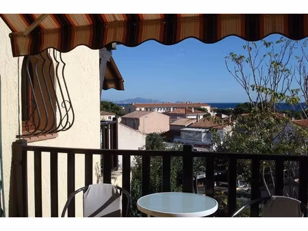 location appartement 1 pièce 36 m² à sausset-les-pins (13960)  720 €
