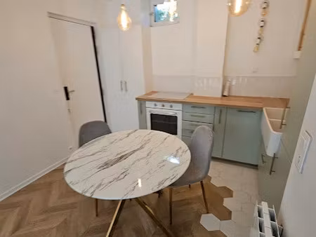 location meublée appartement 2 pièces 31 m² à charenton-le-pont (94220)  1 223 €