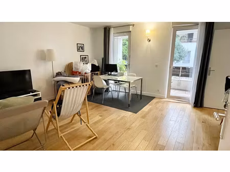 location appartement 2 pièces 53.43 m² à issy-les-moulineaux (92130)  1 395 €