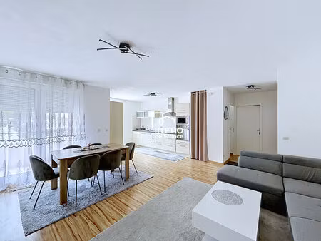 t2 st genis pouilly 52 m² avec balcon et garage