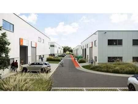 unité pme neuve (160m²) – stratégiquement située en liais...