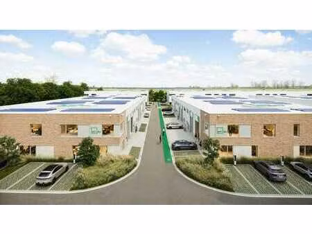 unité pme neuve (198m²) – stratégiquement située en liais...