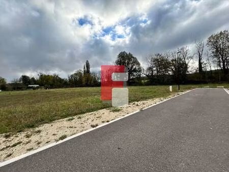 terrain constructible viabilisé à vendre