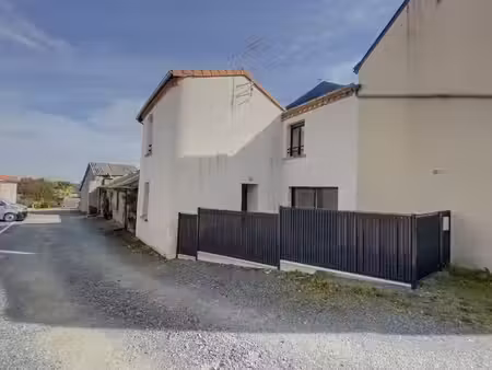 location maison 3 pièces 85.03 m² à chemille (49120)  700 €