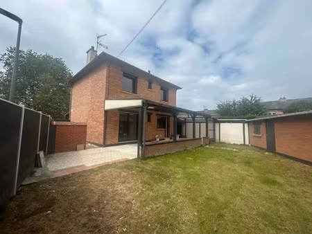 location maison 5 pièces 90.15 m² à cambrai (59400)  875 €