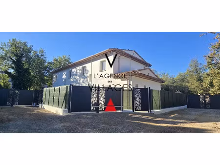 location villa 5 pièces 124.01 m² à saint-cézaire-sur-siagne (06530)  1 800 €