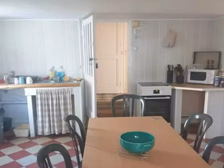 location maison 5 pièces à pauillac (33250)  1 500 €