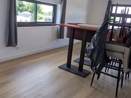 location locaux professionnels 1 pièce 20 m² à bourgoin-jallieu (38300)  318 €