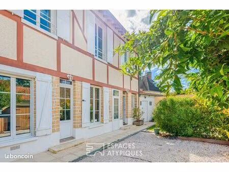 maison de ville 4 pièces 102 m²