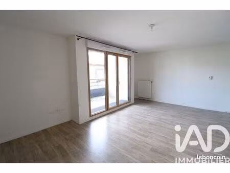 appartement 3 pièces 63 m²