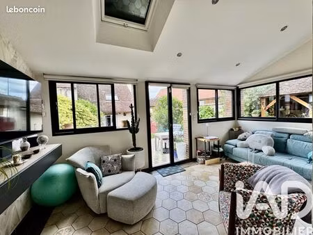 maison de ville 5 pièces 85 m²