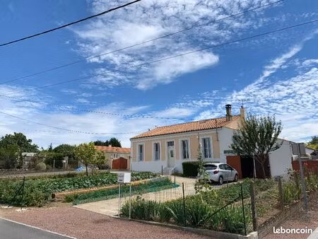 maison 7 pièces 166 m²