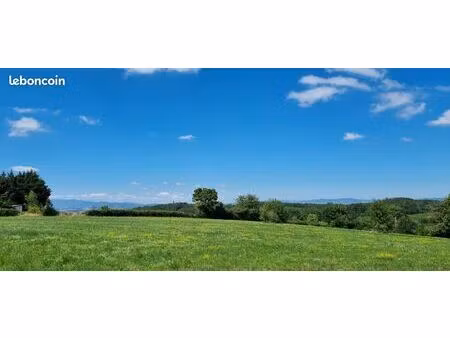 magnifique terrain au grand air