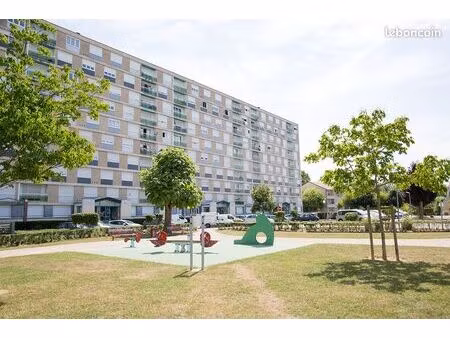 appartement type 4 - secteur lavoisier