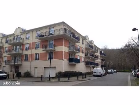 appartement 2 pièces 48 m2 elancourt la clef saint pierre