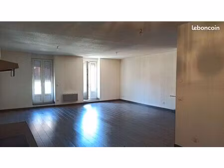 appartement 90m2 montreal la cluse