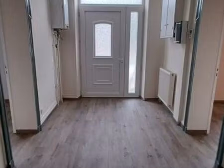 appartement 2 pieces avec place parking