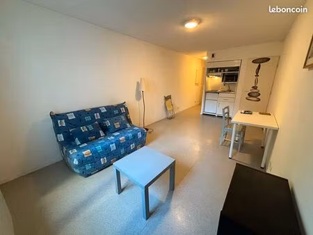 studio 1 pièce 26 m²