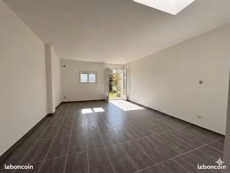 studio spacieux avec jardin