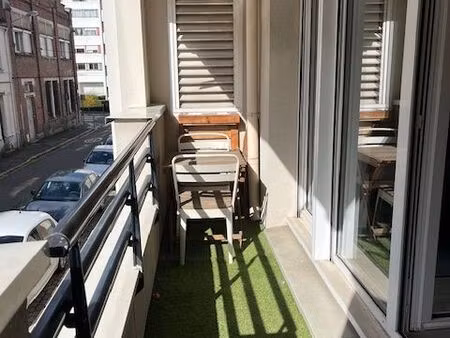 studio meublé à lille (quartier catho) 33m2 au calme