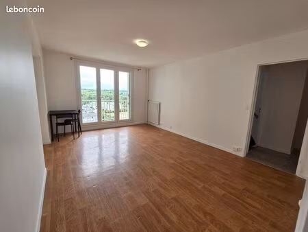 f3 - 60m2 - bord de marne